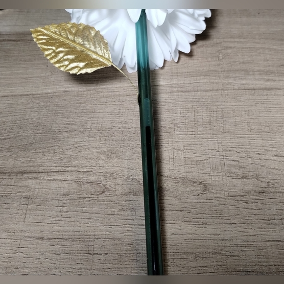 Pen Decor - Picture 2 of 3